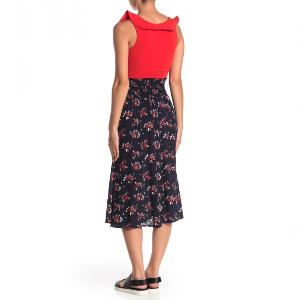 Susina Navy Floral Smock Waist Skirt - Picture 2 of 3